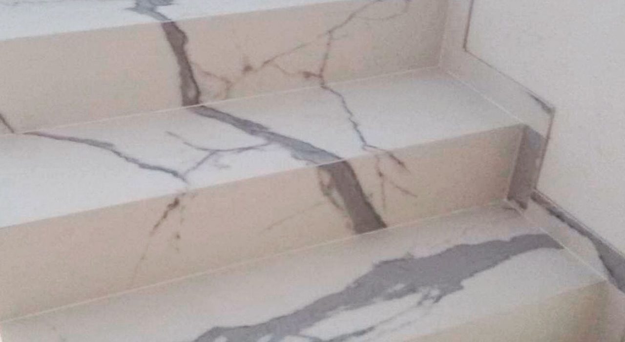 MARBLE WHITE
